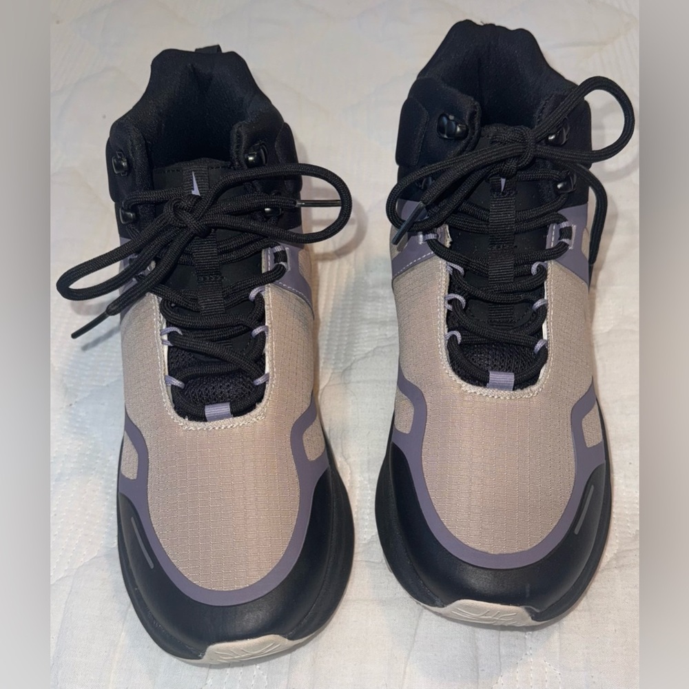 Avia Trail Hybrid Hiking Workout Athletic Sneaker Black/Purple Sz 8 Women’s - Picture 1 of 7